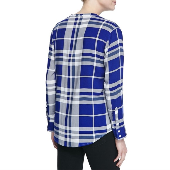 Soft Joie challis "Dane" top in plaid. - Picture 3 of 8